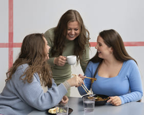 "Я больше не ощущала себя белой вороной"